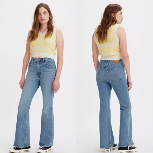 Levi's Denim - Levi’s 70’s High Rise Flare Sonoma Walks Light Wash Denim Jeans Size 32